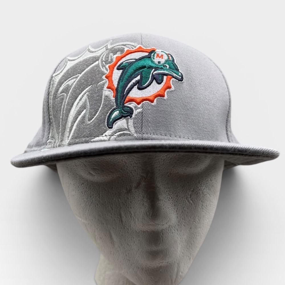 NFL Miami Dolphins Reebok Hat Men L/XL Onfield Stretch Fit Gray